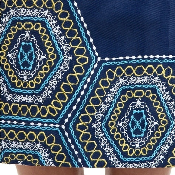 Lilly Pulitzer Bowen Navy Blue Comb Get It Embroidered Strapless Dress Size 2 - Picture 5 of 11